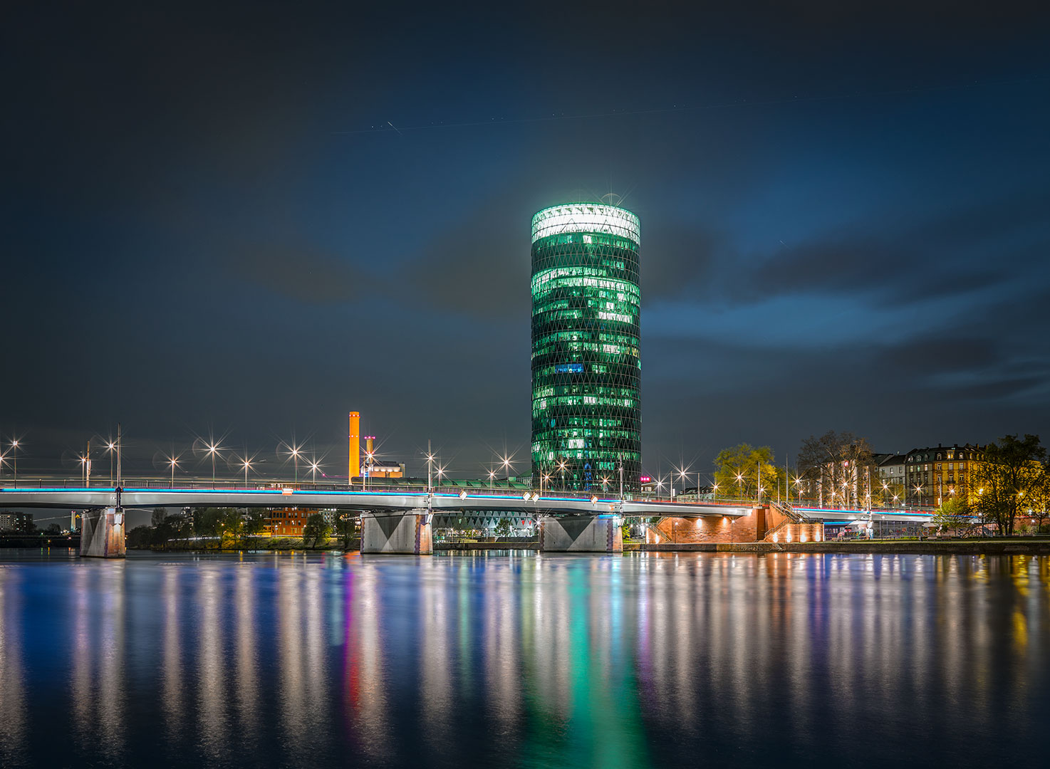 Frankfurt am Main, Westhafen Tower
